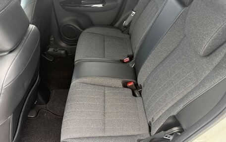 Honda Fit, 2022 год, 938 000 рублей, 17 фотография