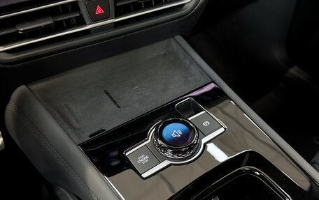 Volkswagen Tiguan, 2025 год, 4 900 000 рублей, 25 фотография