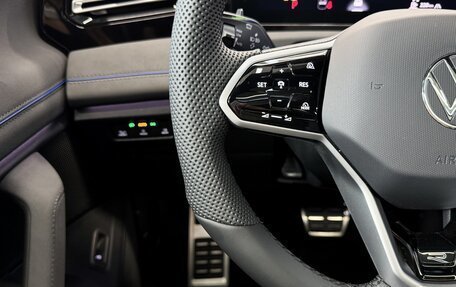 Volkswagen Tiguan, 2025 год, 4 900 000 рублей, 20 фотография