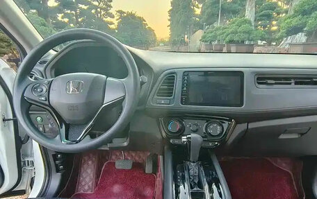 Honda Vezel, 2022 год, 1 499 999 рублей, 8 фотография