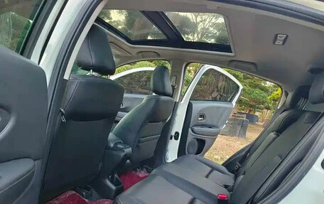 Honda Vezel, 2022 год, 1 499 999 рублей, 12 фотография