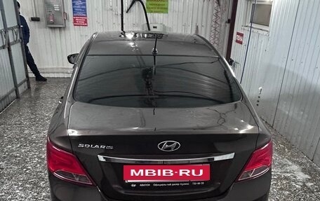 Hyundai Solaris II рестайлинг, 2016 год, 900 000 рублей, 3 фотография