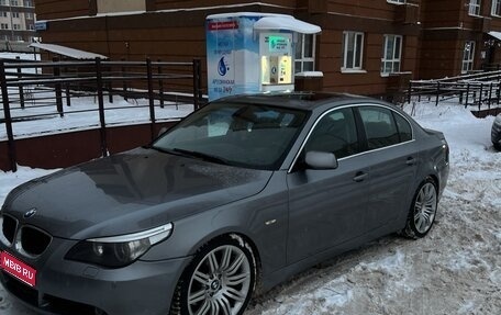 BMW 5 серия, 2004 год, 1 100 000 рублей, 1 фотография