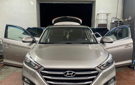 Hyundai Tucson III, 2016 год, 1 800 000 рублей, 1 фотография