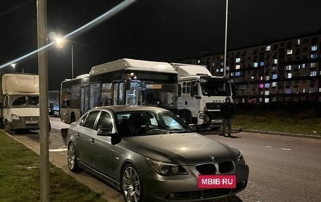 BMW 5 серия, 2004 год, 1 100 000 рублей, 6 фотография