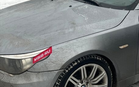 BMW 5 серия, 2004 год, 1 100 000 рублей, 3 фотография