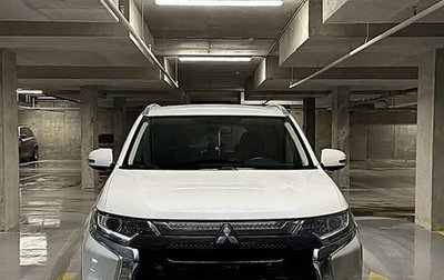 Mitsubishi Outlander III рестайлинг 3, 2021 год, 2 588 888 рублей, 1 фотография