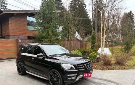 Mercedes-Benz M-Класс, 2013 год, 2 280 000 рублей, 1 фотография
