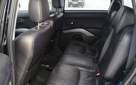 Mitsubishi Outlander III рестайлинг 3, 2011 год, 1 350 000 рублей, 18 фотография