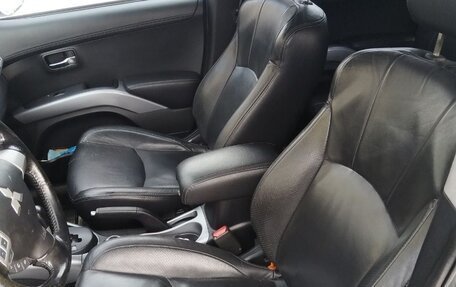 Mitsubishi Outlander III рестайлинг 3, 2011 год, 1 350 000 рублей, 9 фотография