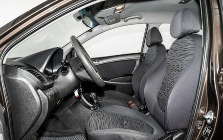 Hyundai Solaris II рестайлинг, 2015 год, 990 000 рублей, 6 фотография