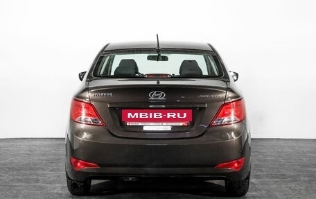 Hyundai Solaris II рестайлинг, 2015 год, 990 000 рублей, 4 фотография