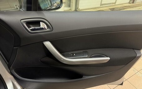 Peugeot 308 II, 2010 год, 550 000 рублей, 16 фотография