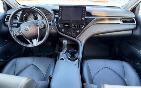 Toyota Camry, 2021 год, 3 450 000 рублей, 19 фотография