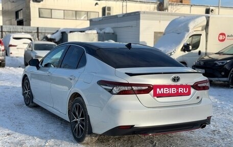 Toyota Camry, 2021 год, 3 450 000 рублей, 7 фотография