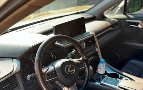 Lexus RX IV рестайлинг, 2020 год, 5 900 000 рублей, 1 фотография