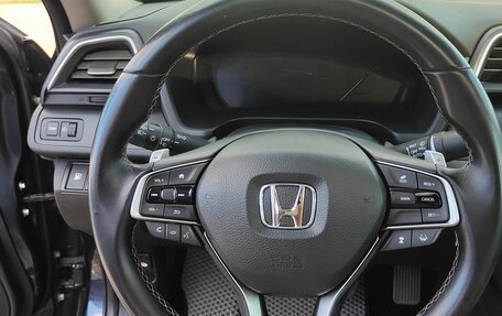 Honda Insight III, 2019 год, 2 150 000 рублей, 24 фотография