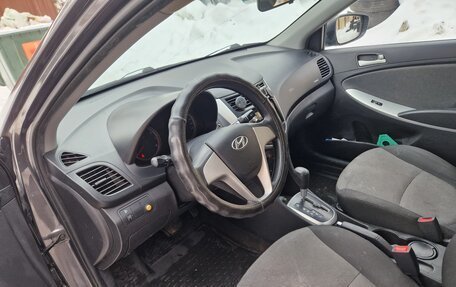 Hyundai Solaris II рестайлинг, 2013 год, 620 000 рублей, 8 фотография