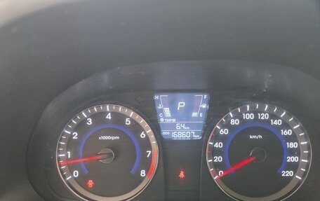 Hyundai Solaris II рестайлинг, 2013 год, 620 000 рублей, 7 фотография