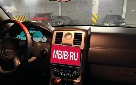 Chrysler 300C II, 2005 год, 765 000 рублей, 5 фотография