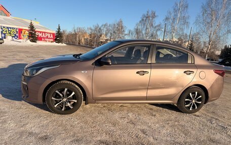 KIA Rio IV, 2017 год, 1 270 000 рублей, 16 фотография