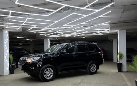 Toyota Land Cruiser Prado 150 рестайлинг 2, 2021 год, 4 800 000 рублей, 13 фотография