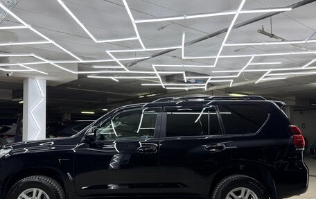 Toyota Land Cruiser Prado 150 рестайлинг 2, 2021 год, 4 800 000 рублей, 12 фотография