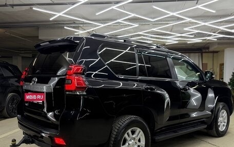 Toyota Land Cruiser Prado 150 рестайлинг 2, 2021 год, 4 800 000 рублей, 9 фотография