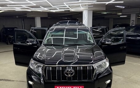 Toyota Land Cruiser Prado 150 рестайлинг 2, 2021 год, 4 800 000 рублей, 15 фотография