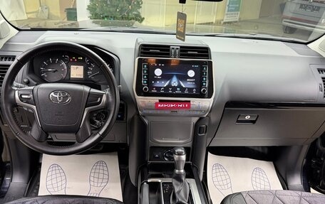 Toyota Land Cruiser Prado 150 рестайлинг 2, 2021 год, 4 800 000 рублей, 22 фотография