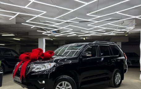 Toyota Land Cruiser Prado 150 рестайлинг 2, 2021 год, 4 800 000 рублей, 40 фотография