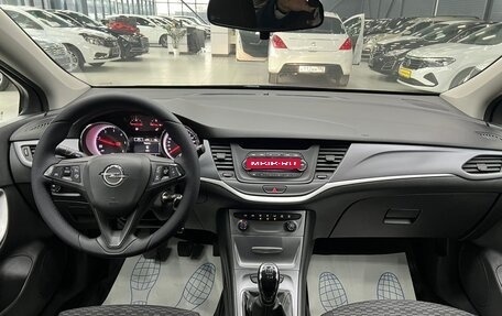 Opel Astra K, 2019 год, 1 120 000 рублей, 19 фотография