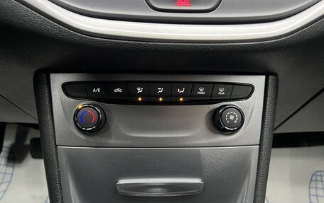 Opel Astra K, 2019 год, 1 120 000 рублей, 23 фотография