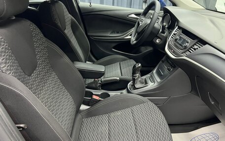 Opel Astra K, 2019 год, 1 120 000 рублей, 35 фотография