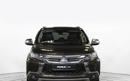 Mitsubishi Pajero Sport III рестайлинг, 2017 год, 2 748 000 рублей, 2 фотография