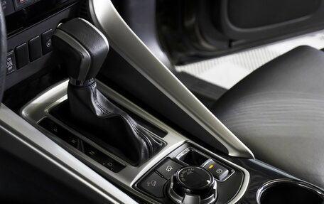 Mitsubishi Pajero Sport III рестайлинг, 2017 год, 2 748 000 рублей, 15 фотография