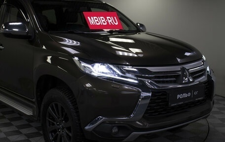 Mitsubishi Pajero Sport III рестайлинг, 2017 год, 2 748 000 рублей, 21 фотография
