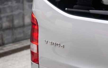 Mercedes-Benz V-Класс, 2021 год, 7 100 000 рублей, 5 фотография