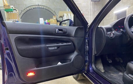 Volkswagen Golf IV, 2002 год, 400 000 рублей, 5 фотография