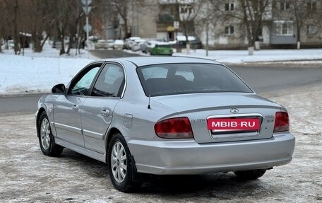 Hyundai Sonata IV рестайлинг, 2005 год, 466 000 рублей, 4 фотография