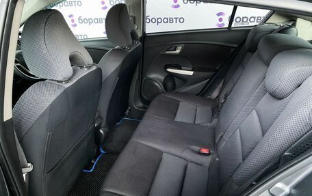 Honda Insight II рестайлинг, 2010 год, 750 000 рублей, 13 фотография