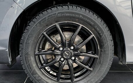 Honda Insight II рестайлинг, 2010 год, 750 000 рублей, 16 фотография