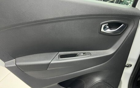 Renault Kaptur I рестайлинг, 2021 год, 1 950 000 рублей, 32 фотография