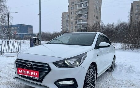 Hyundai Solaris II рестайлинг, 2019 год, 1 050 000 рублей, 1 фотография