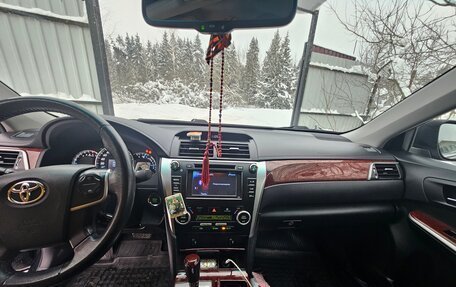 Toyota Camry, 2014 год, 1 950 000 рублей, 13 фотография