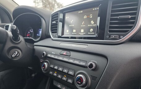 KIA Sportage IV рестайлинг, 2018 год, 1 980 000 рублей, 16 фотография