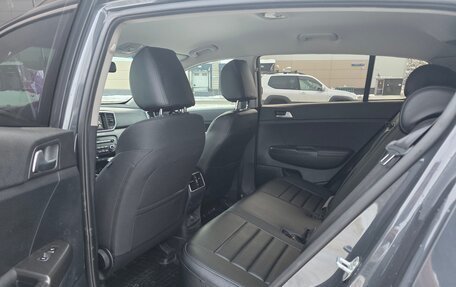 KIA Sportage IV рестайлинг, 2018 год, 1 980 000 рублей, 25 фотография