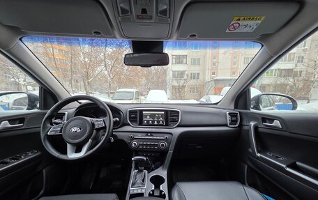 KIA Sportage IV рестайлинг, 2018 год, 1 980 000 рублей, 32 фотография