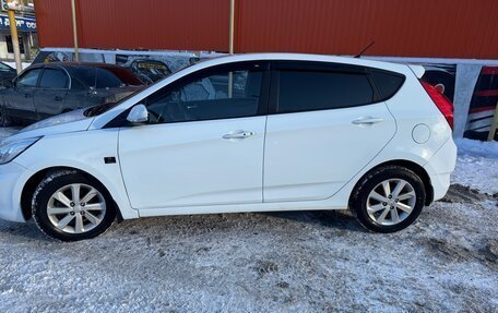 Hyundai Solaris II рестайлинг, 2013 год, 850 000 рублей, 6 фотография