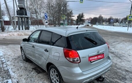 Toyota Matrix, 2003 год, 395 000 рублей, 6 фотография